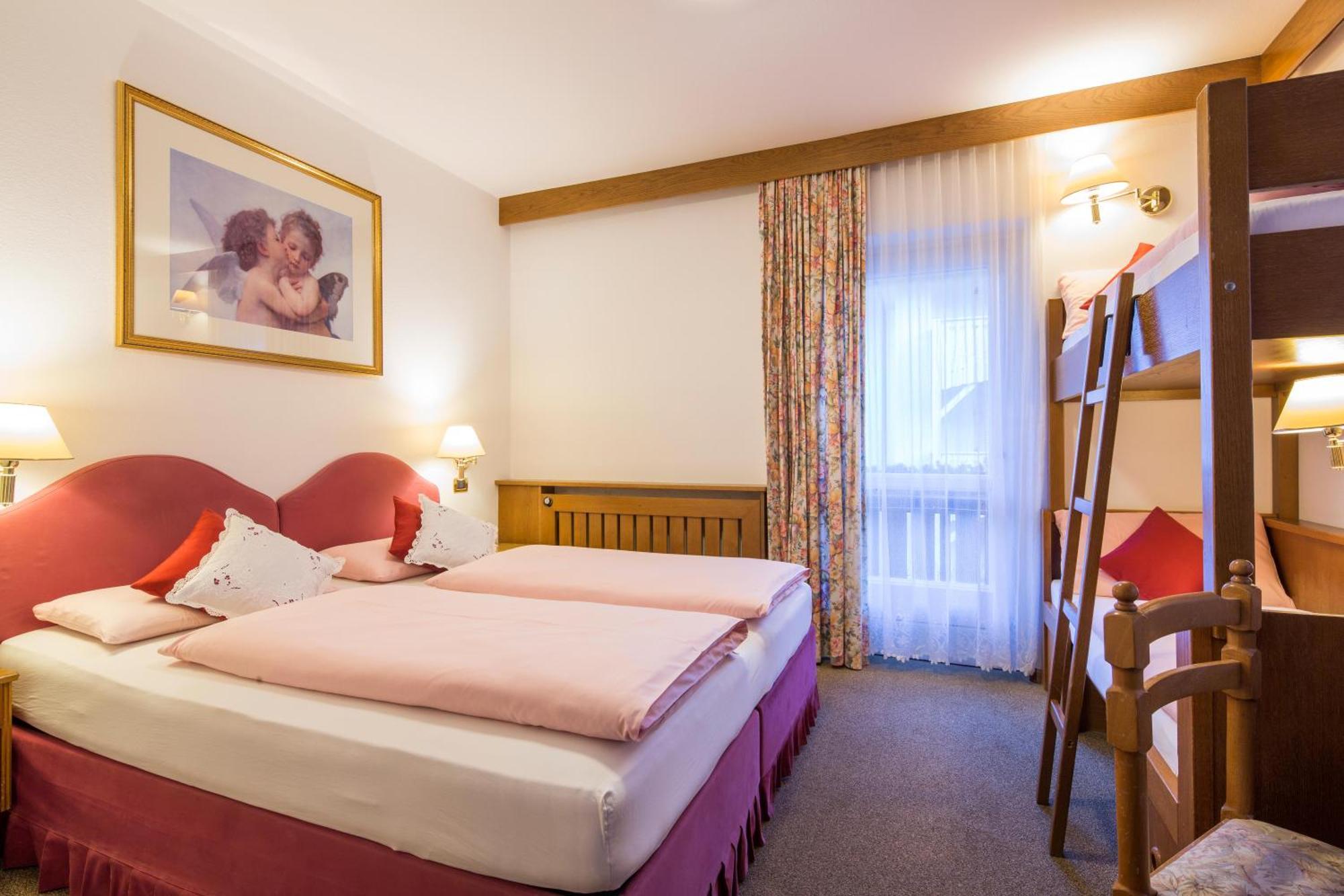 Hotel Maria كورفارا إنْ بادِيا المظهر الخارجي الصورة